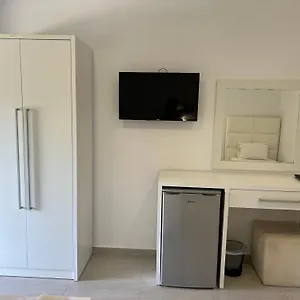 Stonevilla Buta 3*, Himara Albania